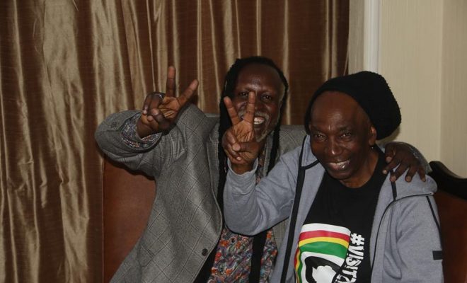 Sekurutau, Mukanya dream date on Home soil