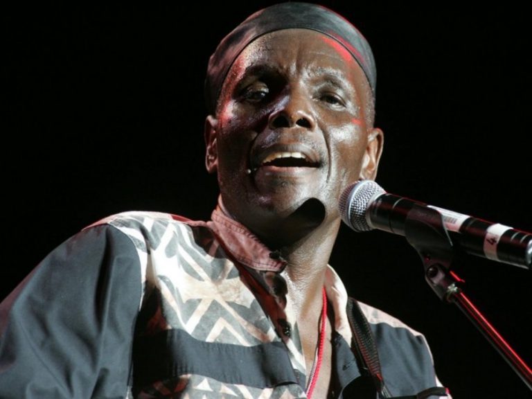 Breaking: Music Legend Tuku dies