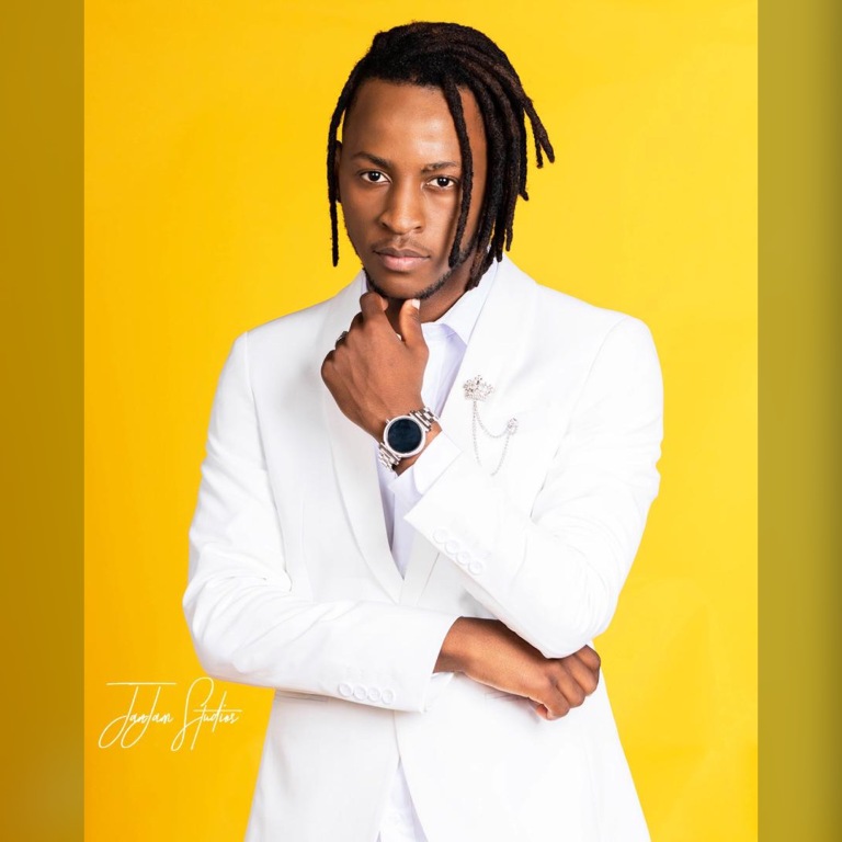 Meet TeeMak the Young Businessman who Signed Enzo Ishall