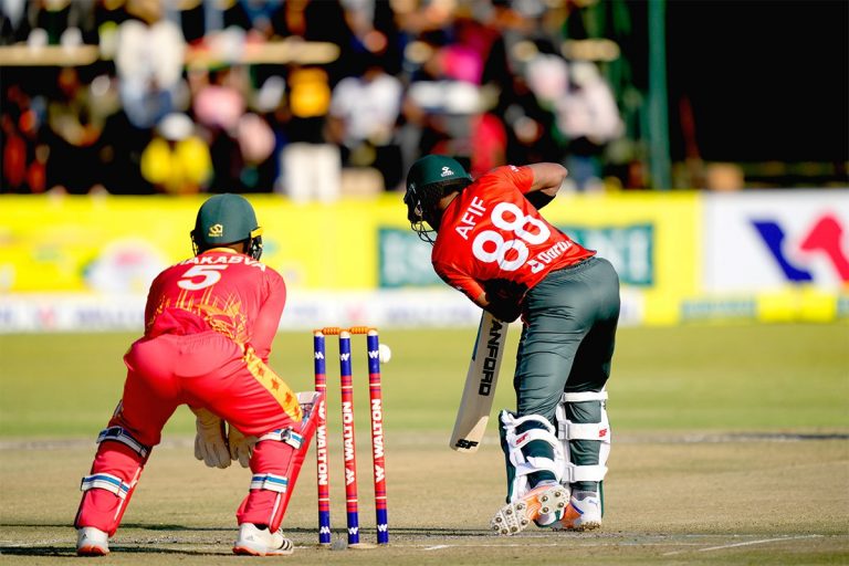 Bangladesh level series in comfortable win