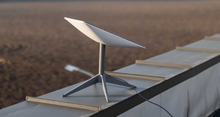 Zimbabweans Welcome Starlink: New ISP to Shake Up the Market