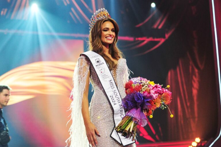Miss SA Mia le Roux withdraws from Miss Universe